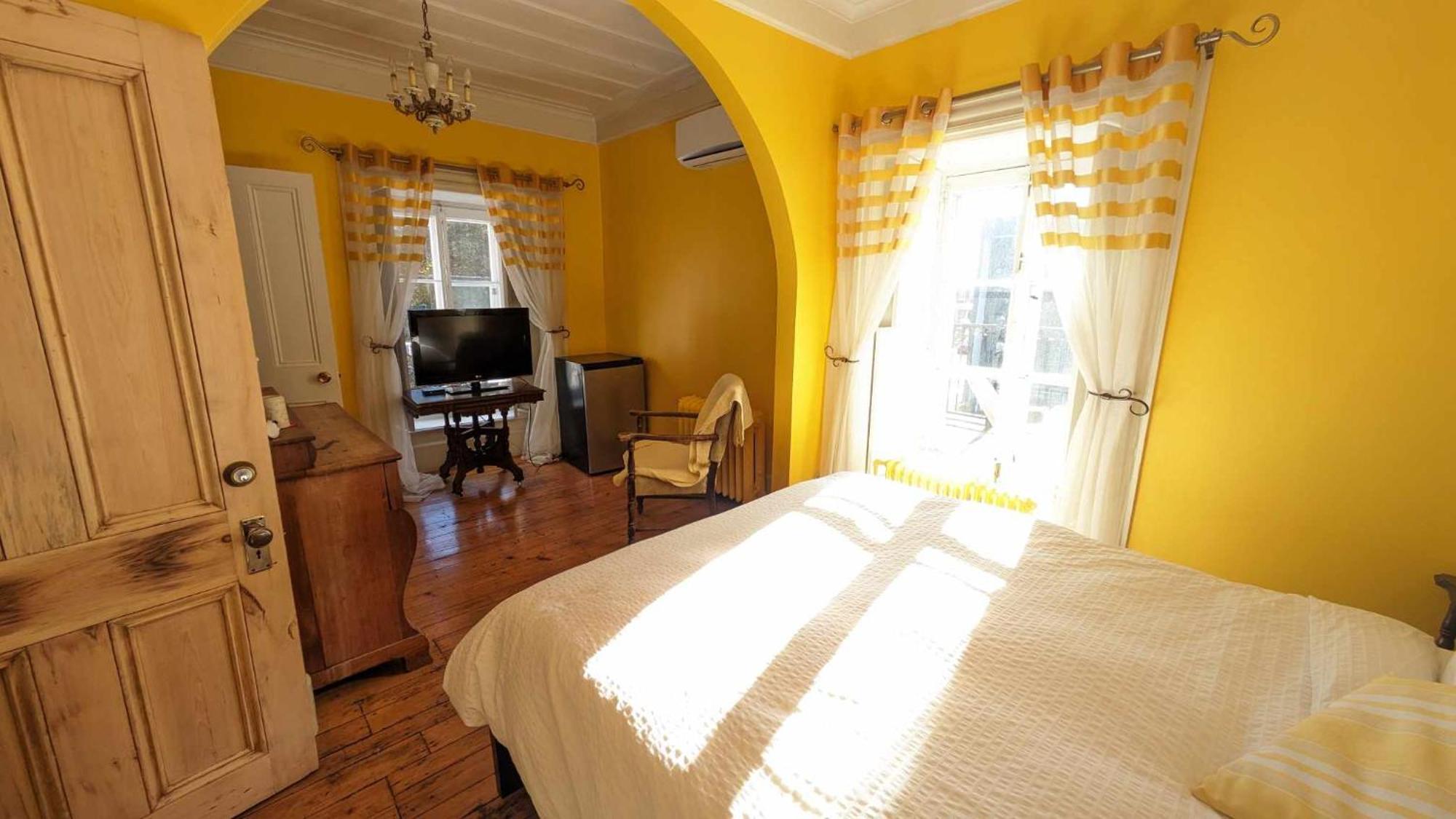La Maison Rousseau Hotell Montmagny Eksteriør bilde