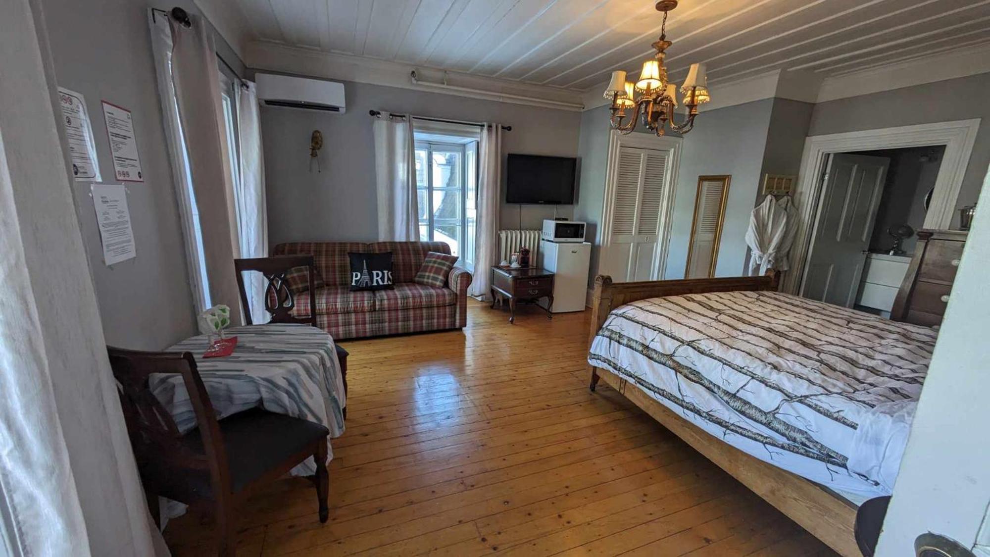 La Maison Rousseau Hotell Montmagny Eksteriør bilde