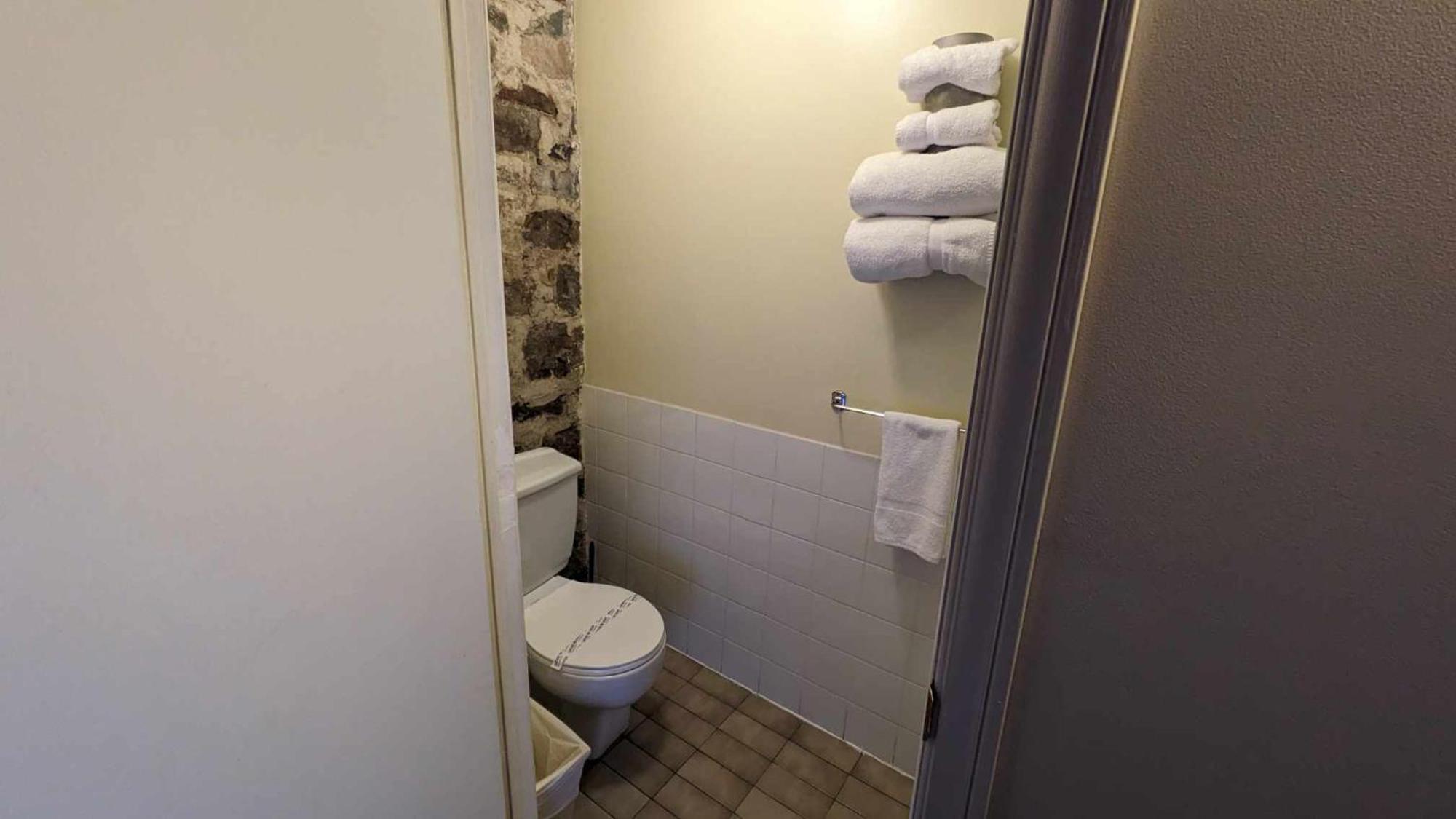 La Maison Rousseau Hotell Montmagny Rom bilde