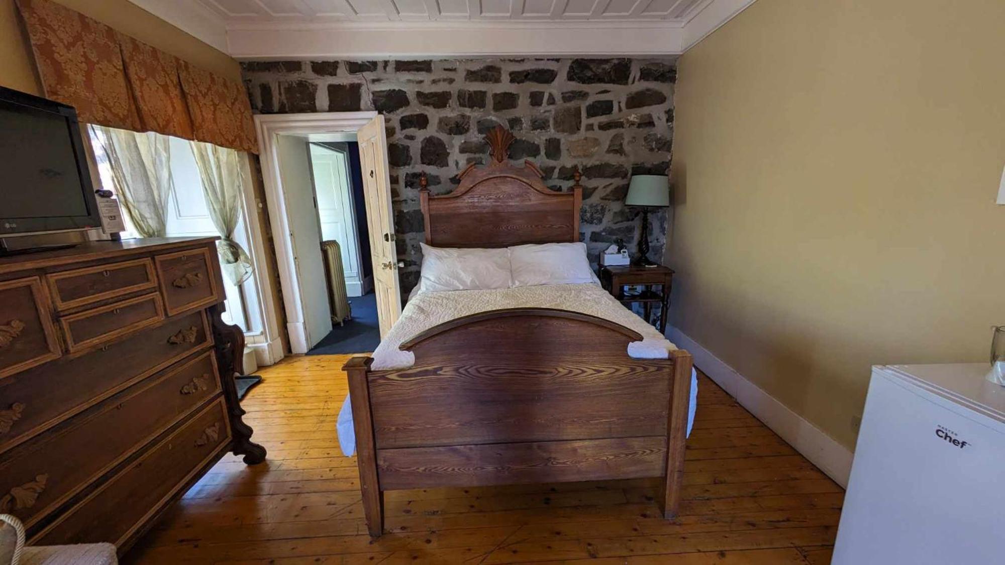 La Maison Rousseau Hotell Montmagny Rom bilde